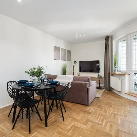 Modern&cozy Garbary With Parking And Balcony By Renters *