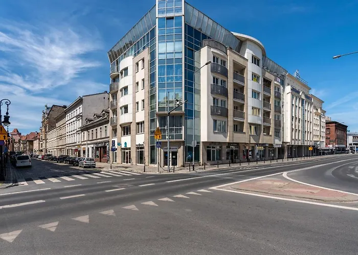 Apartment Modern&cozy Garbary With Parking And Balcony By Renters